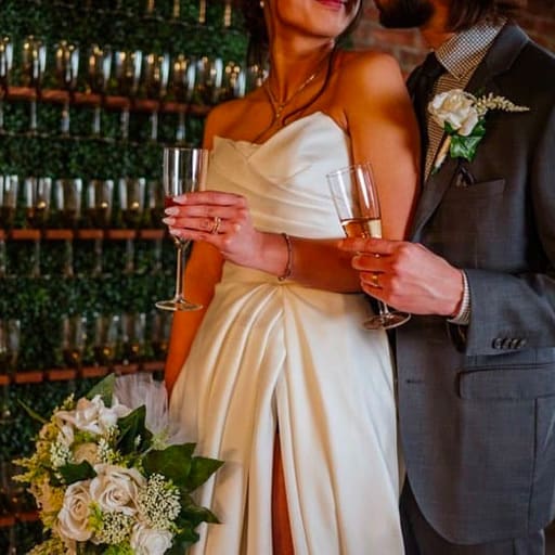 champagne wall huren informatie